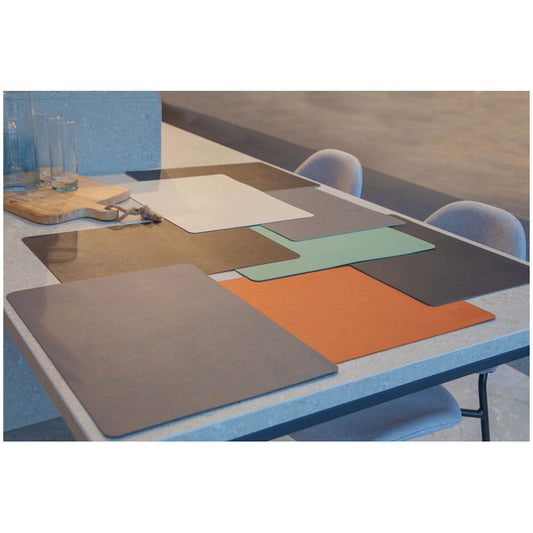 Tirolix Tovaglietta ecopelle all'americana rettangolare "Tramontana" double face nero - caramello