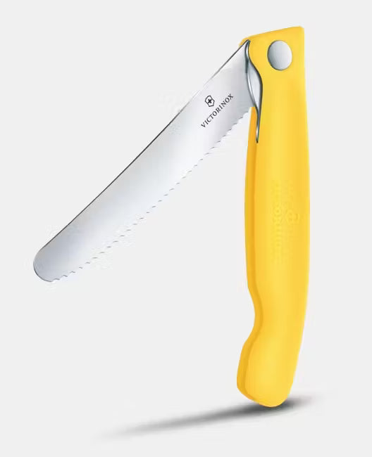 Victorinox Coltello pieghevole da picnic Swiss Classic ondulato giallo in blister 6.7838.FC1