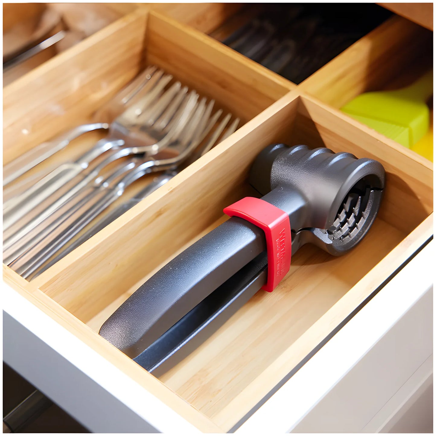 Westmark Schiaccianoci Pinza apri champagne "Nussprofi - Black Edition" cm 17,5x5,4x6