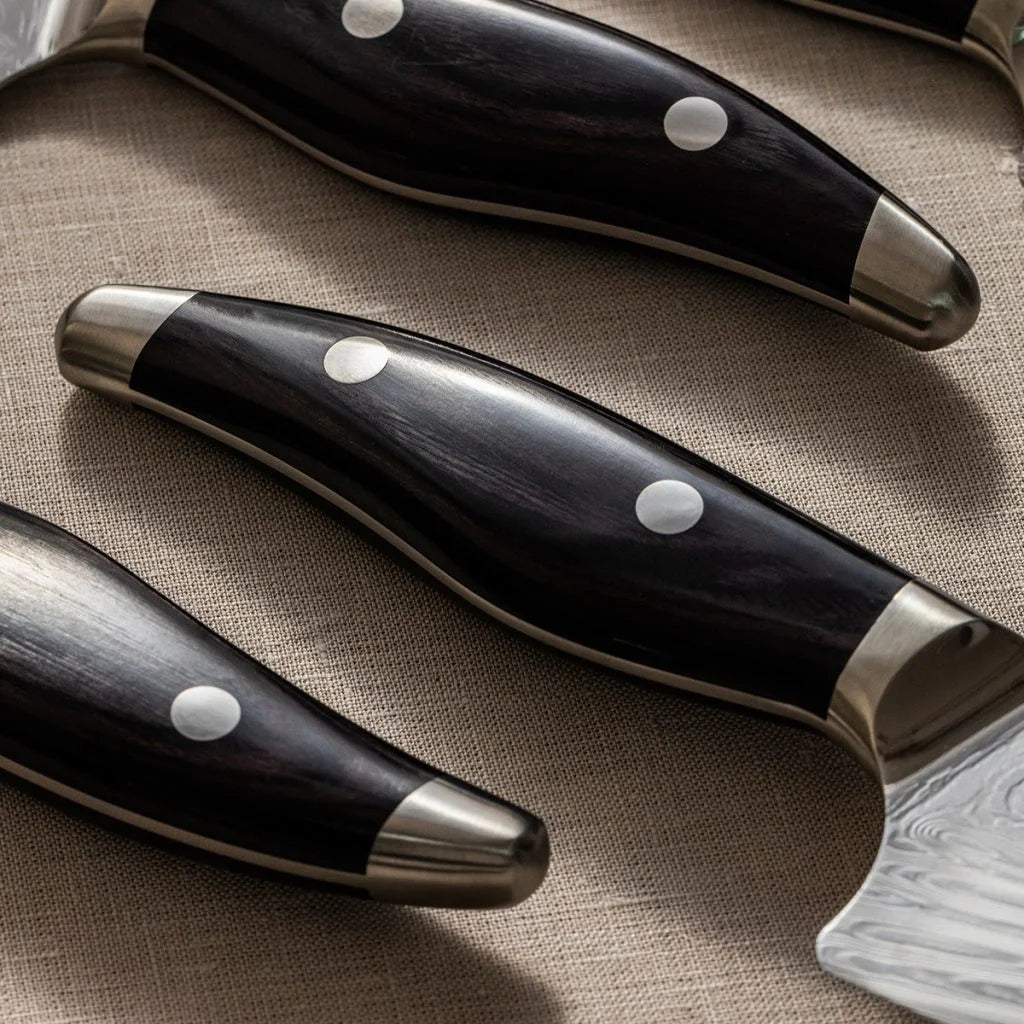 Kai Shun Nagare Black Coltello damascato universale 15 cm NDC-0701S