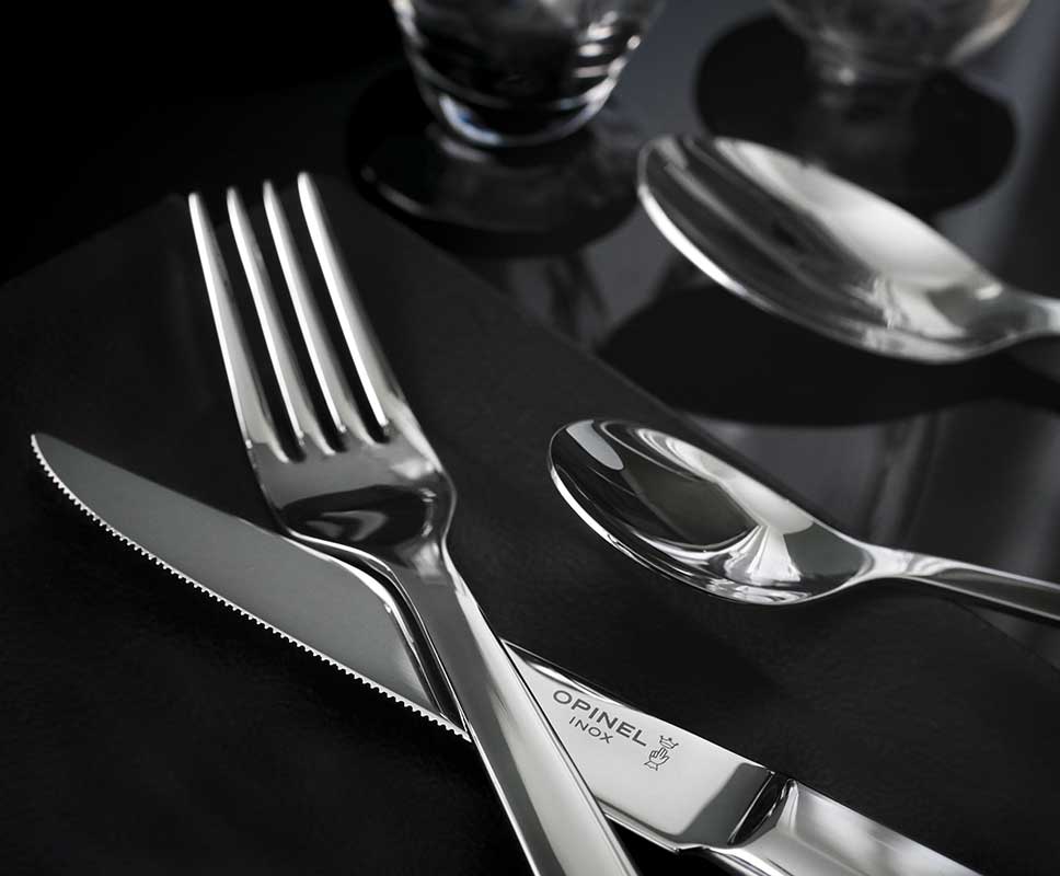 Opinel Set completo di posate in acciaio inox Perpétue Pz 16