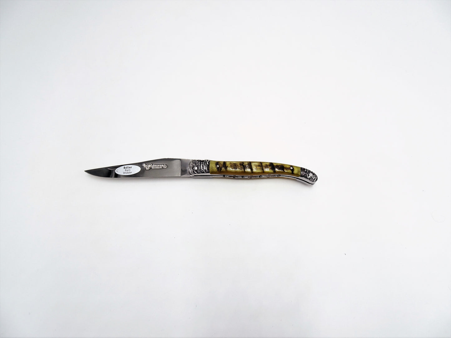 Laguiole en Aubrac coltello collezione osso di montone grezzo