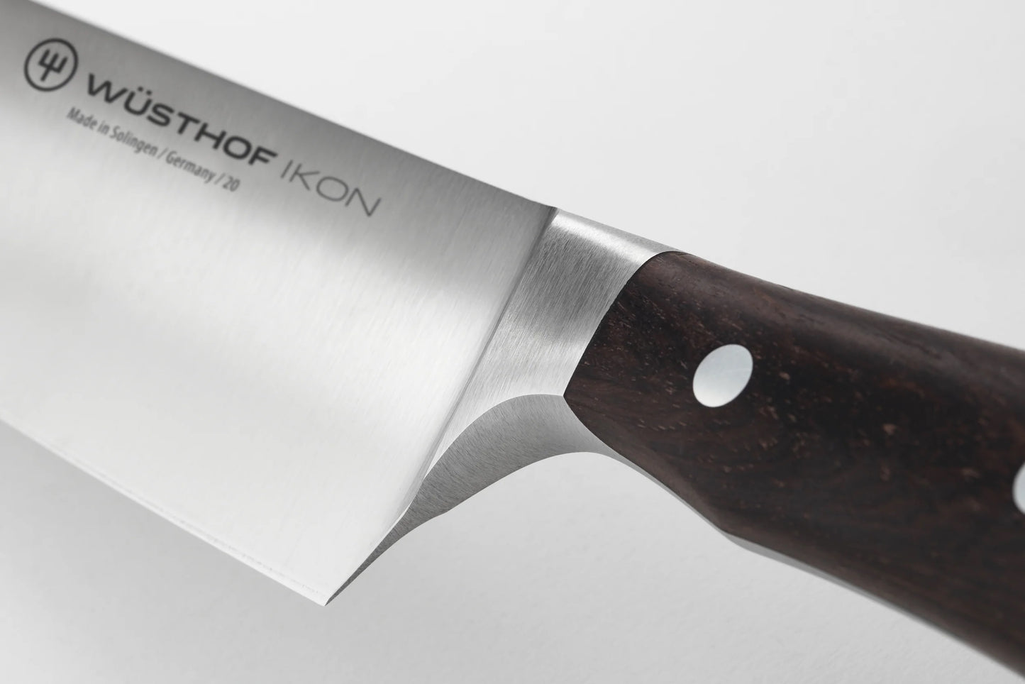 Wusthof Ikon Coltello da Cuoco impugnatura in Ebano 4996/23