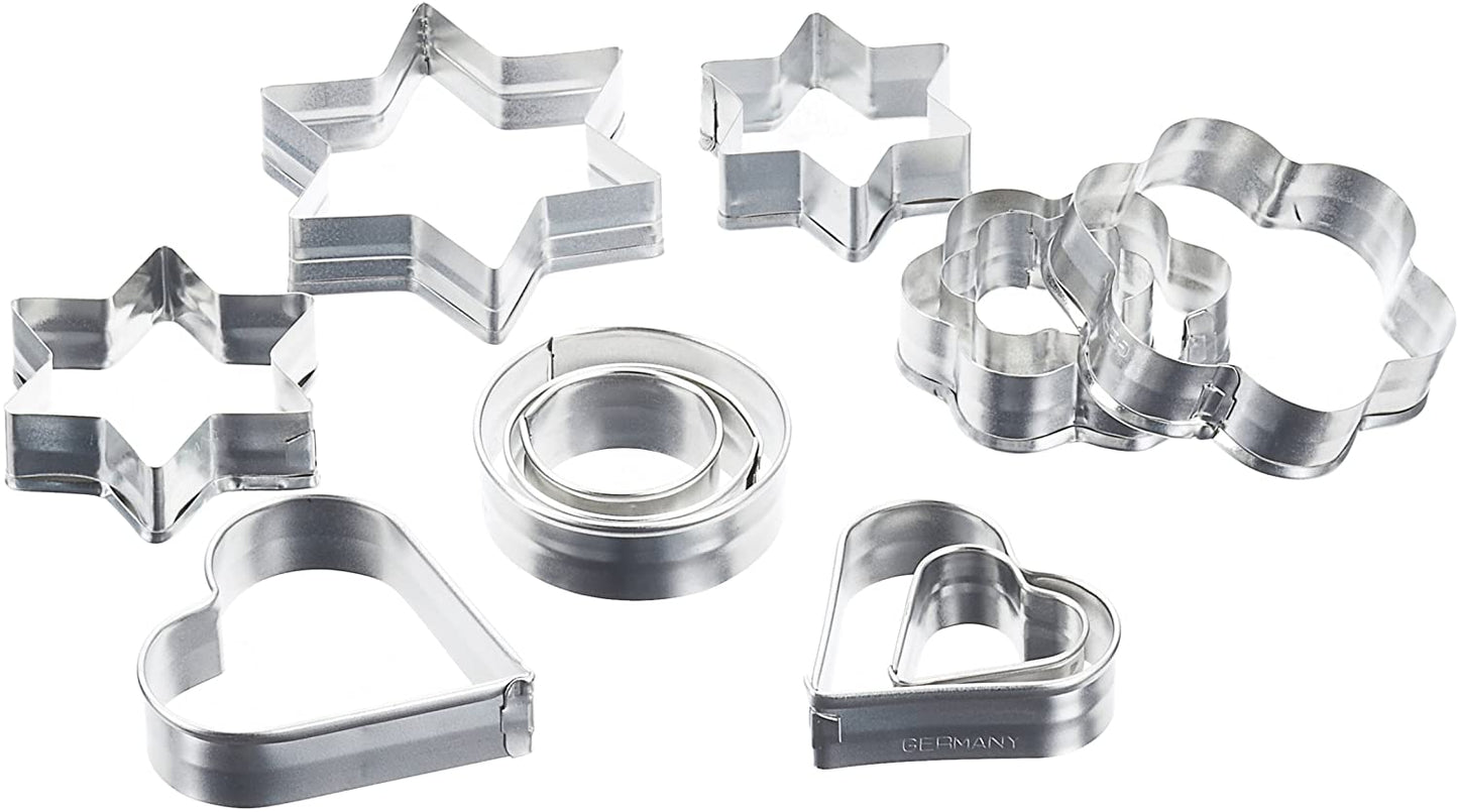 Set di 12 formine x biscotti 4 diversi motivi x 3 diverse misure