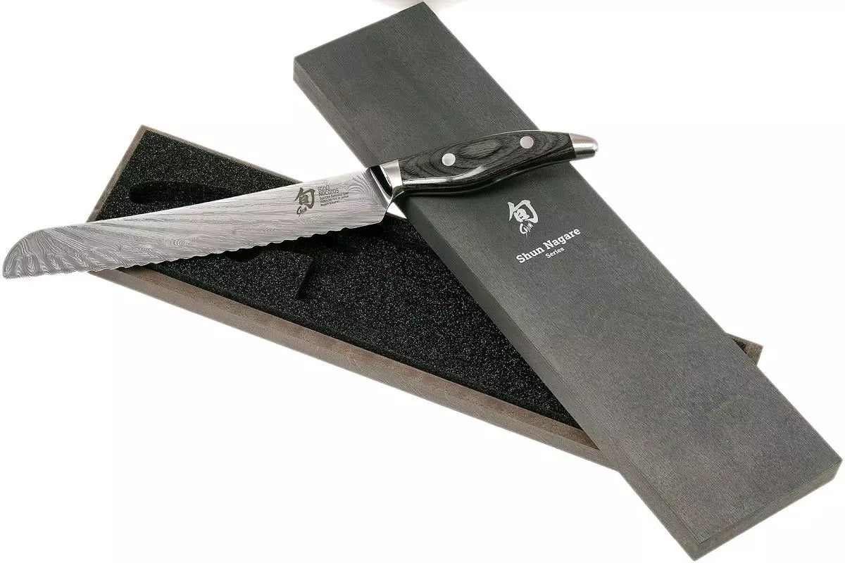 Coltello Damascato 72 strati Kai Shun Nagare pane 23cm NDC-0705