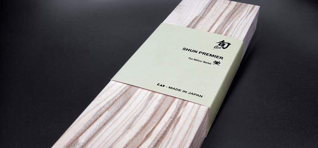 Kai Shun Premier Santoku martellato 14 cm. TDM-1727