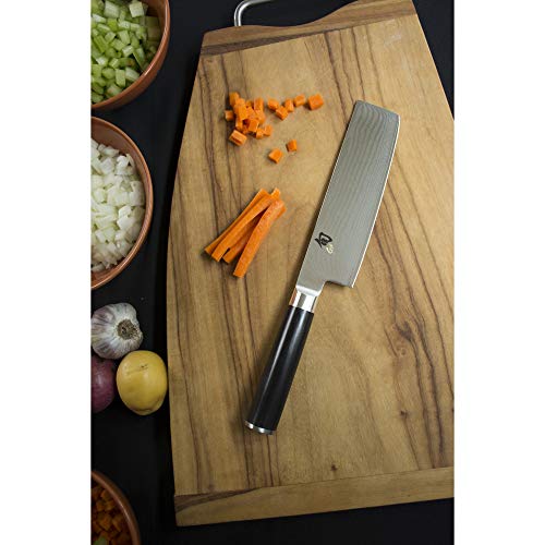 Kai Shun coltello Nakiri damascato 32 strati 16,5 cm. DM-0728