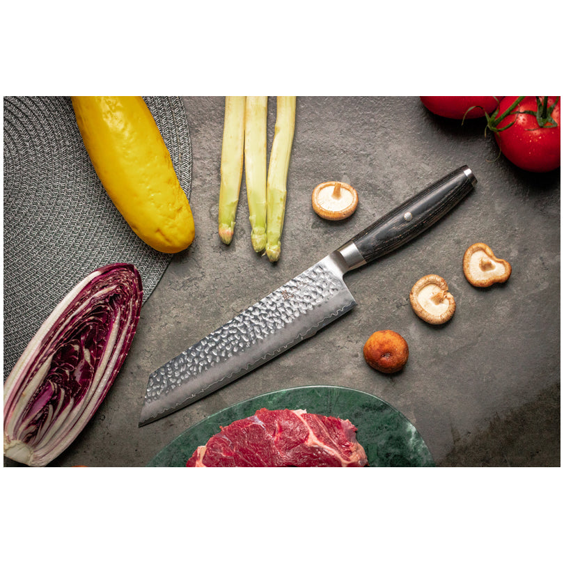 Yaxell Coltello cuoco KETU Lama martellata cm 20 totale cm 33