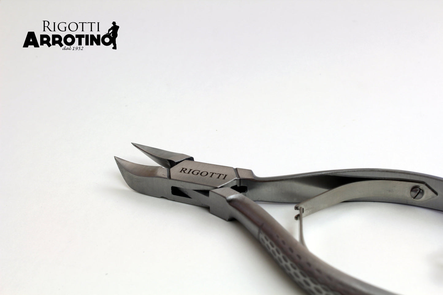 Tronchesino per unghie inox incassato Rigotti 1094/14,5