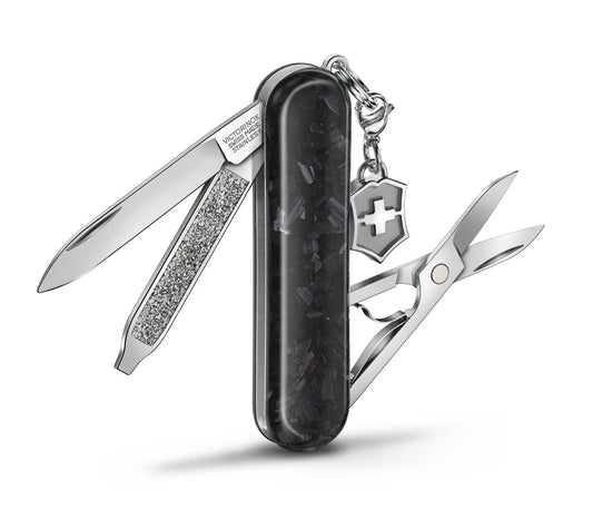 Victorinox Classic SD Brilliant Carbon 0.6221.90
