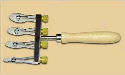 Tagliapasta 4 lame inox lisce regolabili Art.990169