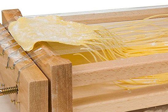 Chitarra taglia pasta maccheroni spaghetti cm.20x38 Art.297