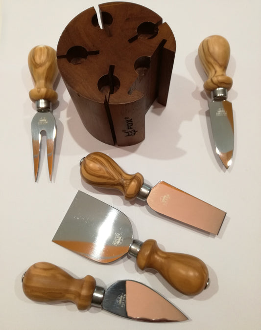 Ceppo con 5 coltelli per formaggi con manico ulivo 2C 300