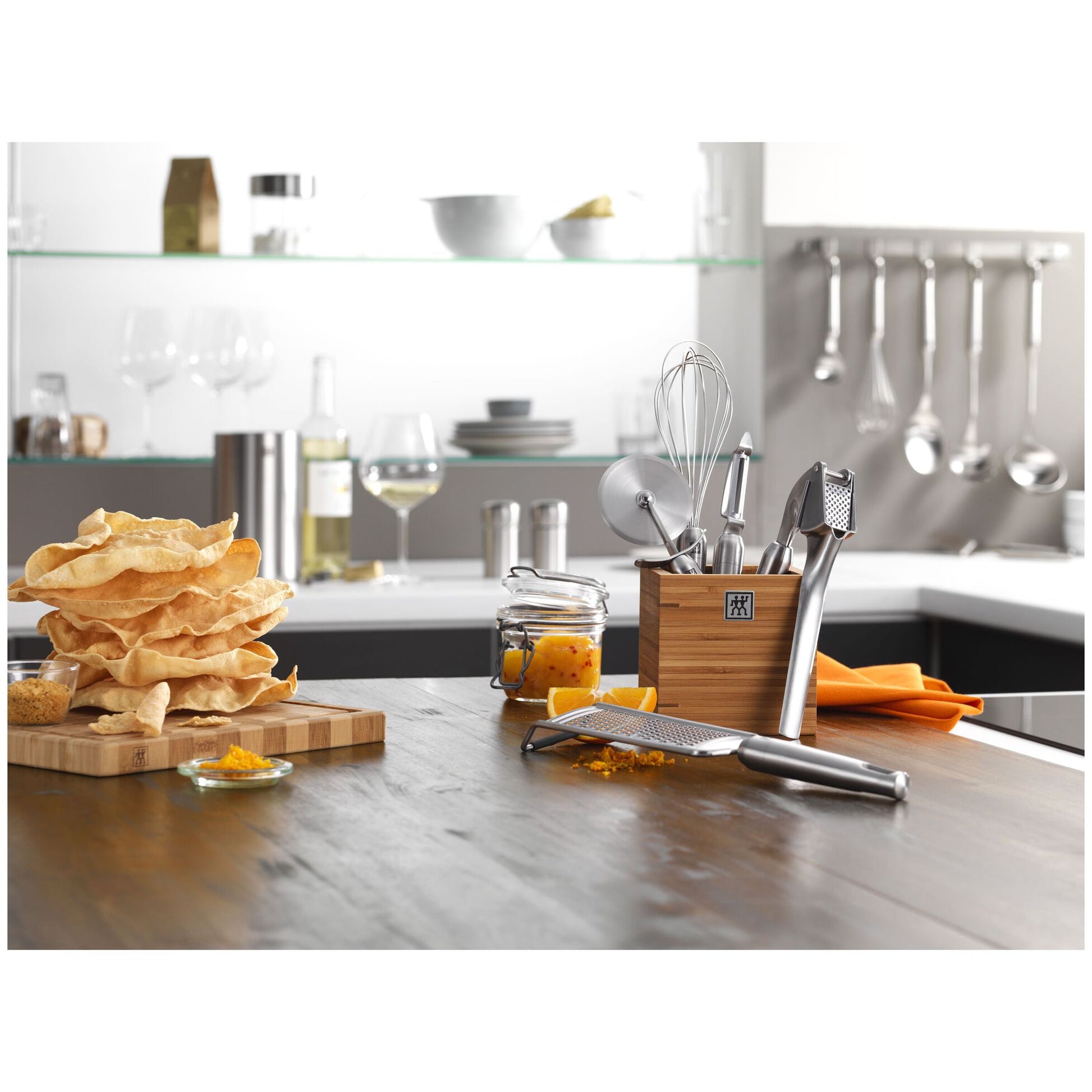 Zwilling schiaccia aglio serie Pro in acciaio inox 37160-019