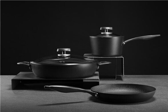 Scanpan Padella Chef da 4,0 l / 32 cm con coperchio - Pro SB+ Induzione due manici