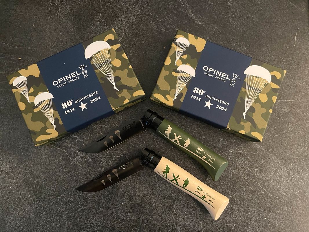 Opinel set di 2 coltelli n°08 per 80° anniversario sbarco in Normandia edizione limitata 1.944 pezzi per tipo