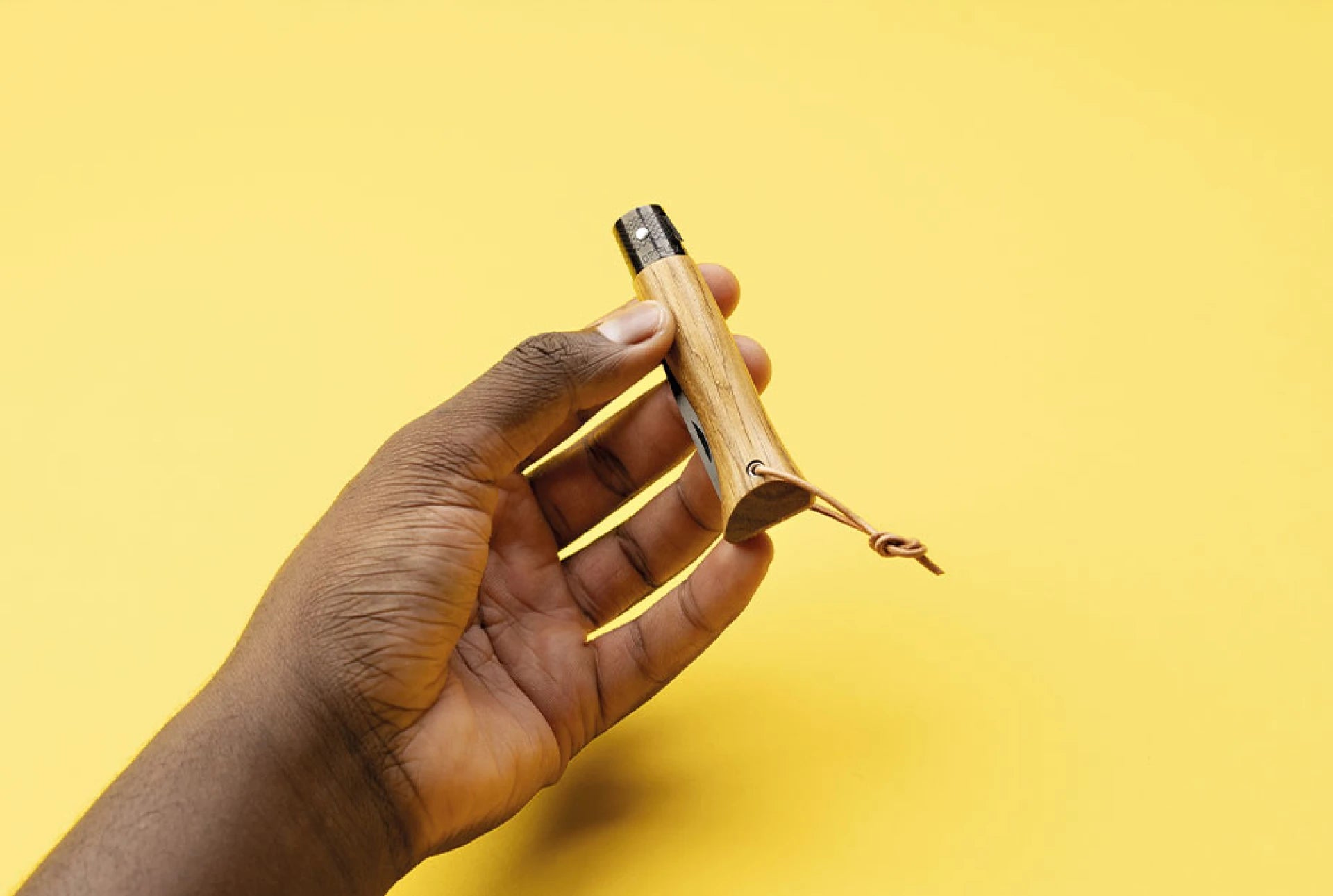 Opinel néo6 Rovere Black Il coltellino tascabile facile da usare