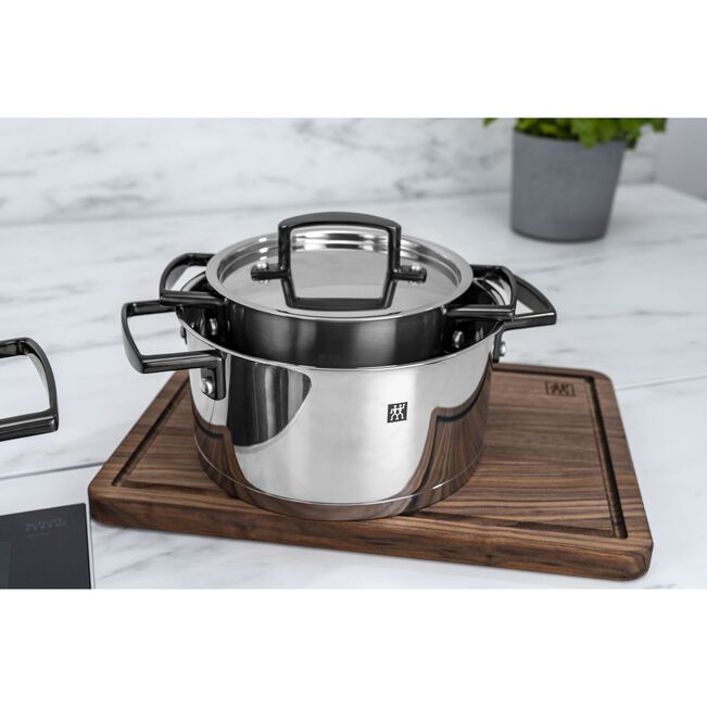 Zwilling Set di 5 pentole Balestra inox design moderno con finitura dei manici brunita 71160-005-0