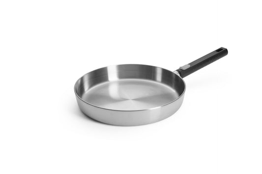 Woll Logic Steel Padella bassa Ø 28 senza PFAS acciaio inox 18/10 manico rimovibile salva spazio