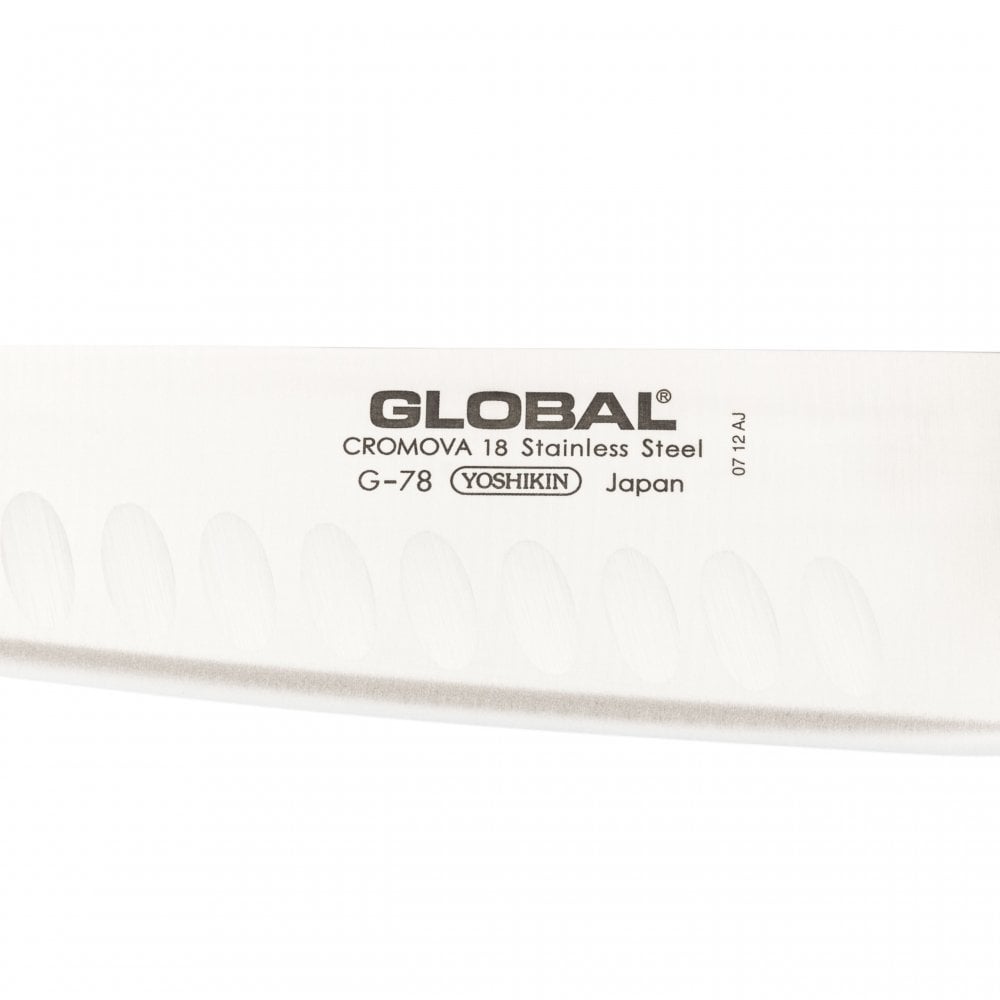 Global Coltello da cucina con lama alveolata G-78 cm 18/30,5