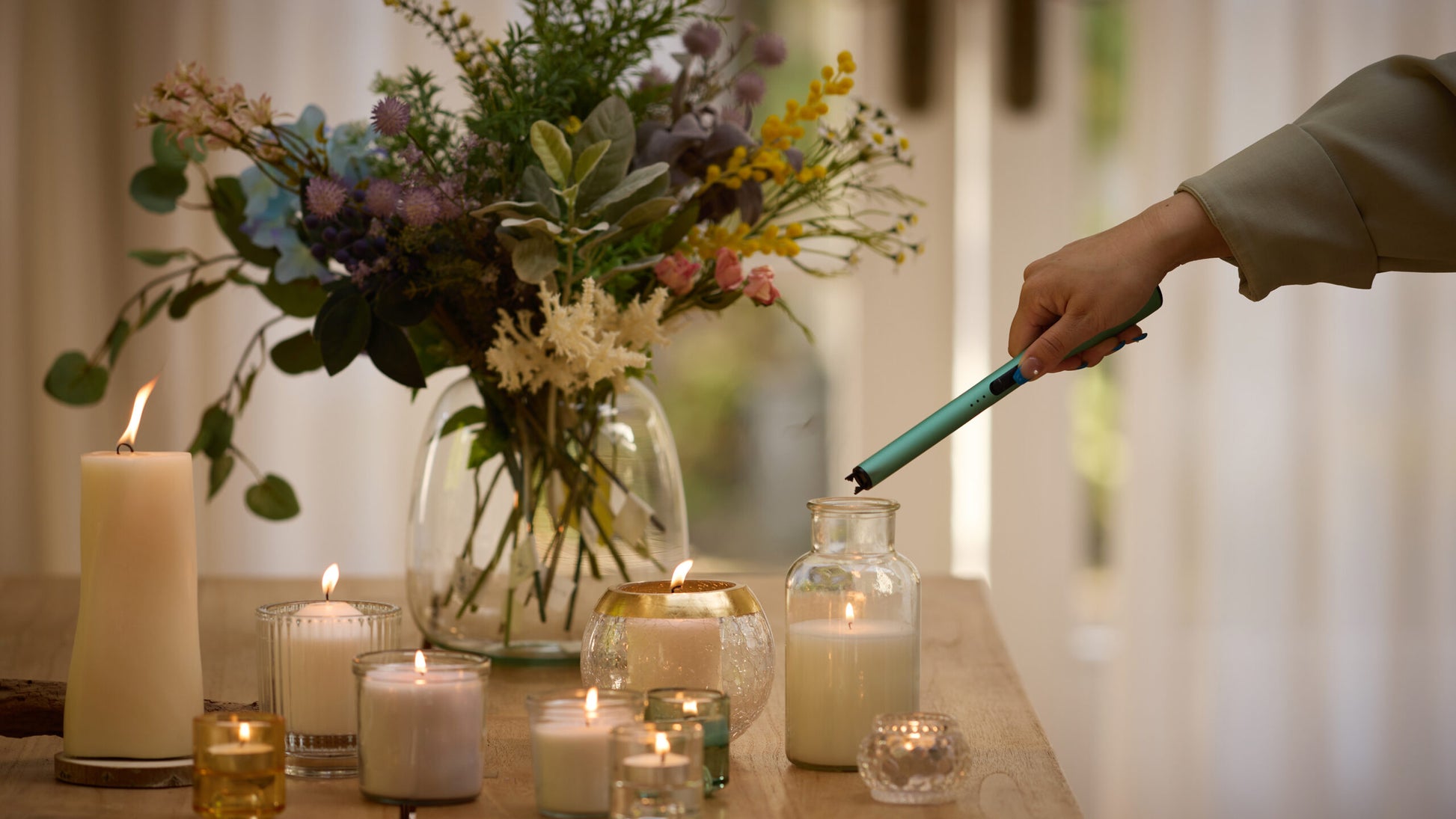 Accendino candele "Arc - Candle Wand by Guido Venturini" pepe nero, Elettrico USB – Ricaricabile, Sicuro, Senza Fiamma cm Ø3,5x23