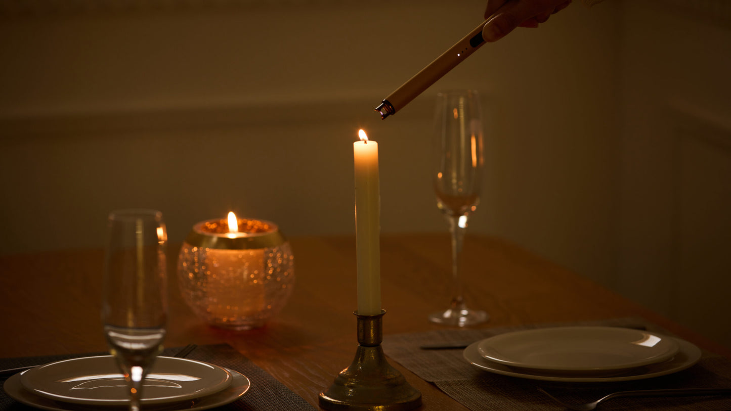 Accendino candele "Arc - Candle Wand by Guido Venturini" pepe nero, Elettrico USB – Ricaricabile, Sicuro, Senza Fiamma cm Ø3,5x23