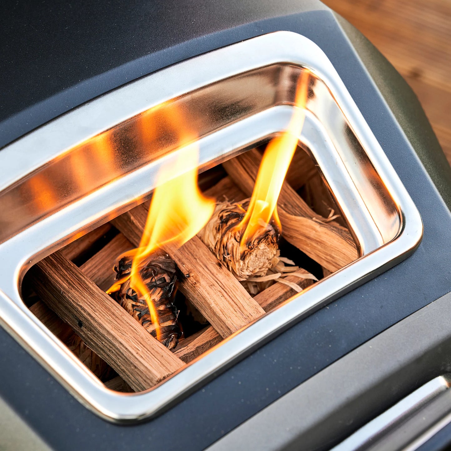 Ooni Forno Karu 12G multi-combustibile portatile a legna carbone di legna o gas + pala pizza professionale con manico