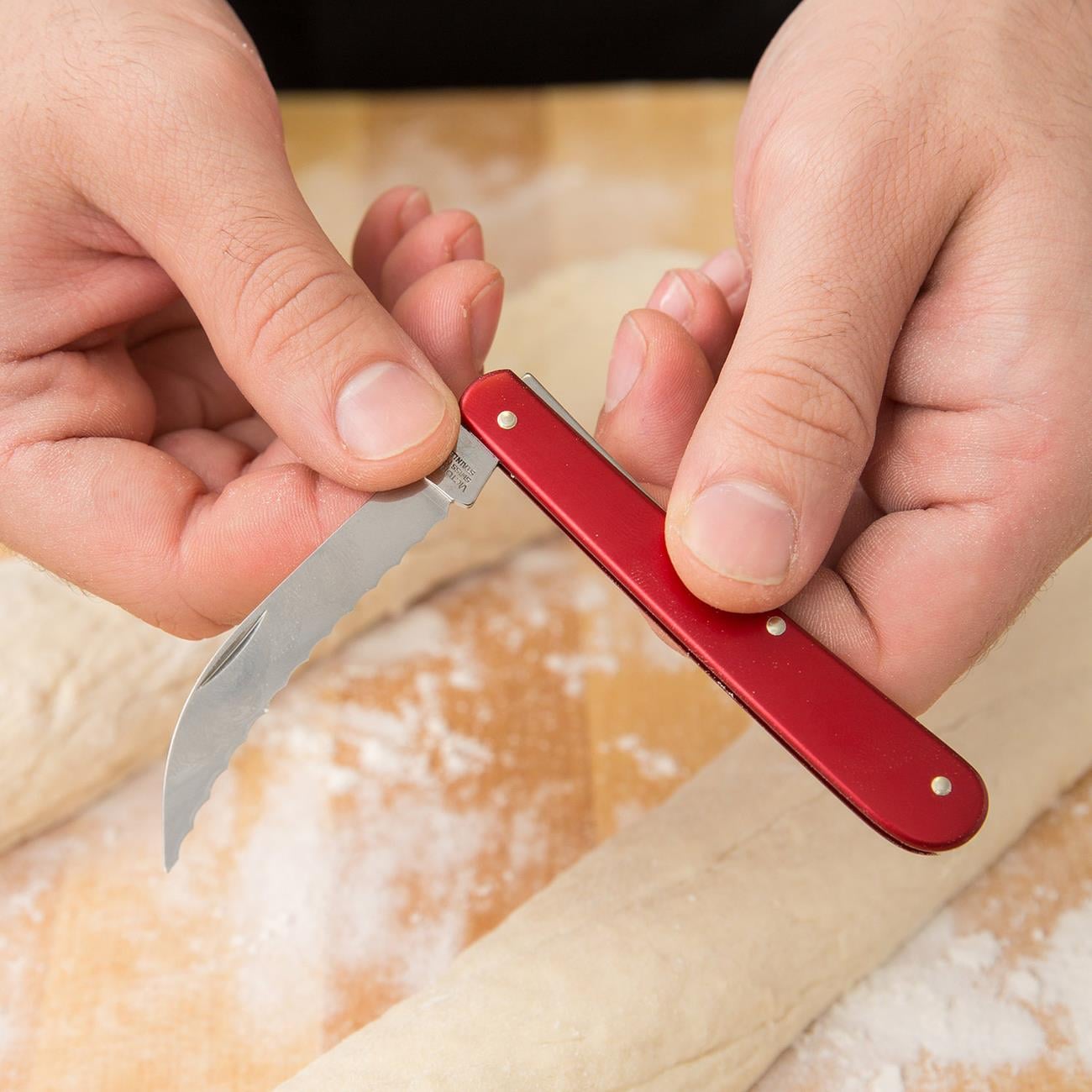Victorinox Coltello adatto a fornaio panettiere Alox V-0.78 30.11