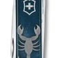 Victorinox Classic SD coltello multiuso portachiavi Segni zodiacali Scorpione 0.6223.2SCO
