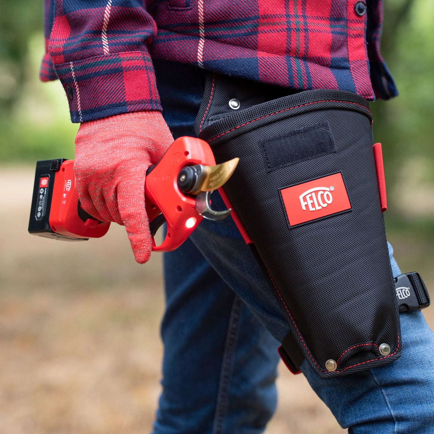 FELCO 834W – Cesoia Elettrica a Batteria per Potatura Professionale