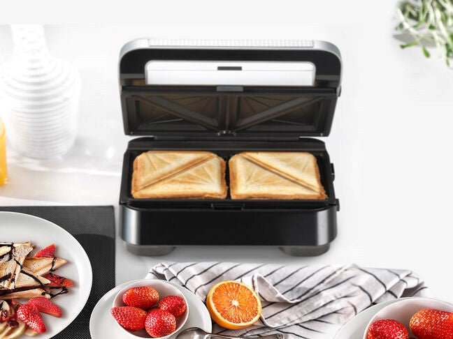 Braun SnackMaker 5 per sandwich e waffle toast SM5005 Argento