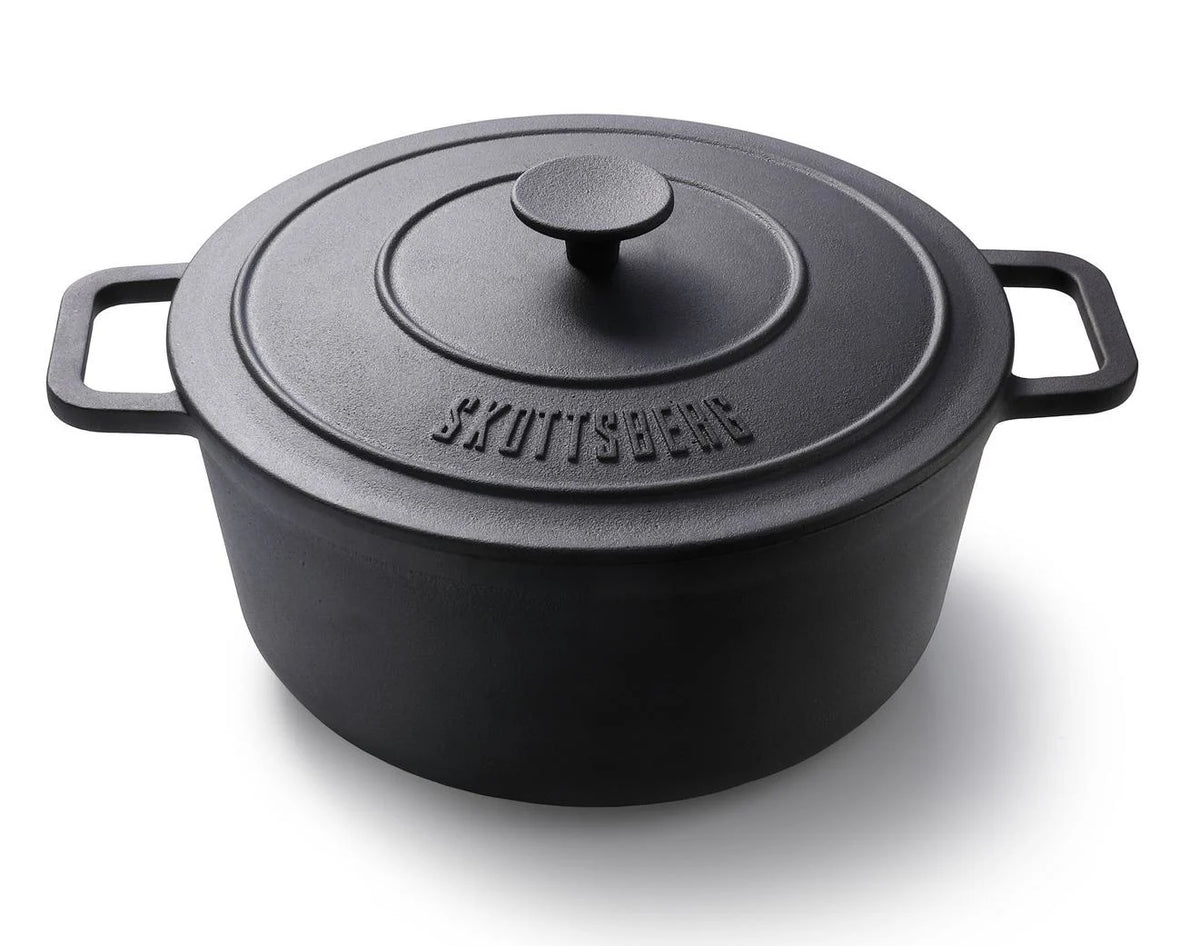 Skottsberg Casseruola in Ghisa ø 28 cm 5,5L | Senza PFOA e PTFE | Con Coperchio
