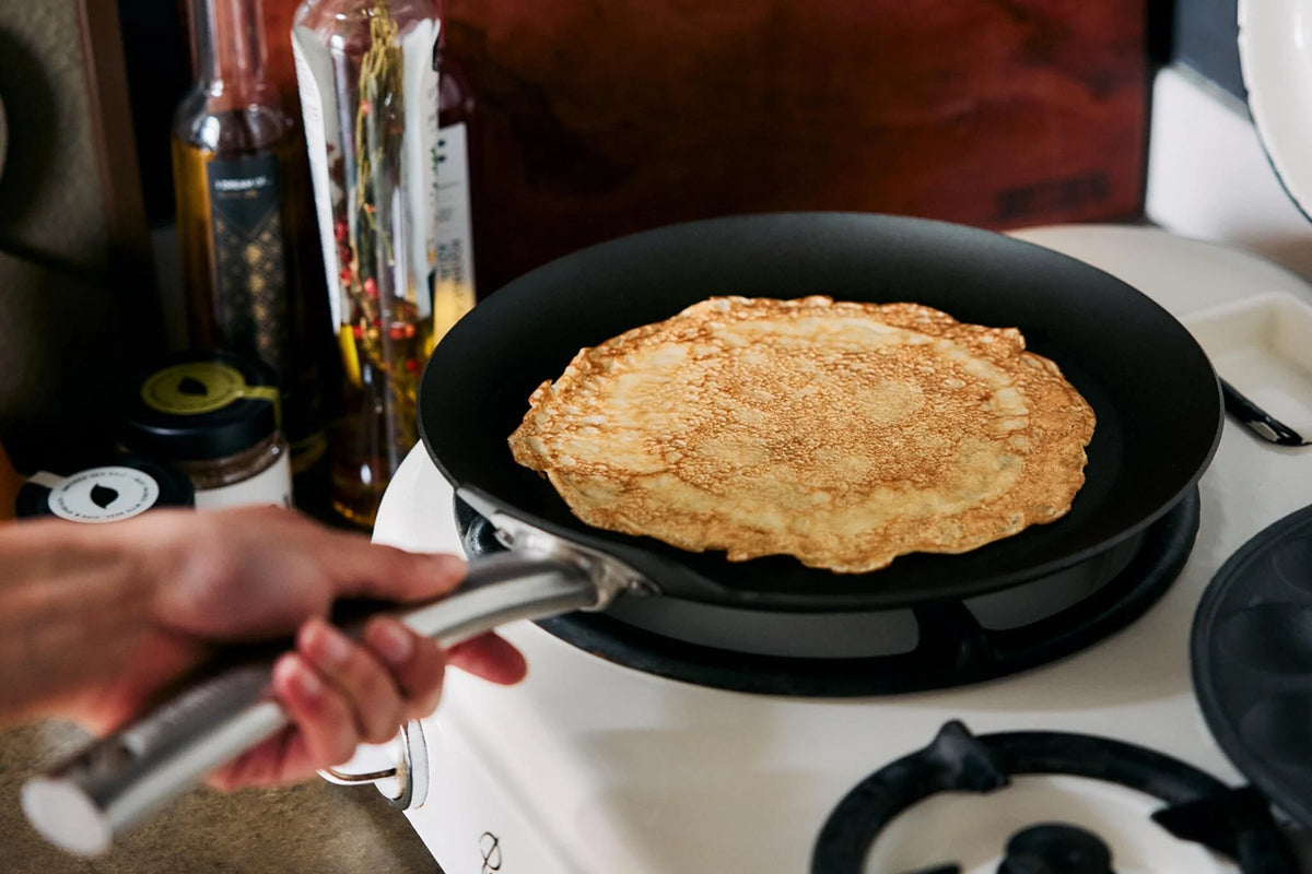 Skottsberg Padella per Crepes e Pancake in Acciaio al Carbonio ø 28 cm | La Tecnologia che Trasforma la Cucina | Senza PFOA e PTFE