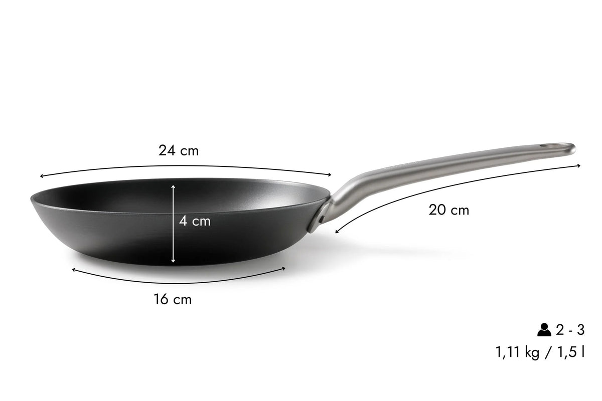 Skottsberg Padella in Acciaio al Carbonio ø 24 cm | La Tecnologia che Trasforma la Cucina | Senza PFOA e PTFE