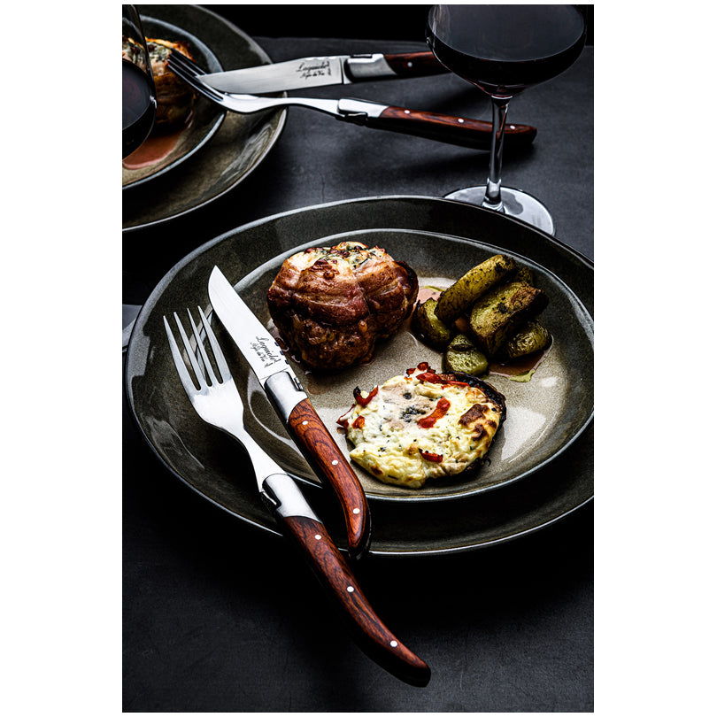 Laguiole Style Set 6 coltelli da bistecca "Luxury Line" i impugnatura in pakkawood rose lama cm 10,5