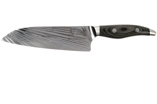 Coltello Santoku Damascato 72 strati Kai Shun Nagare 18 cm NDC-0702