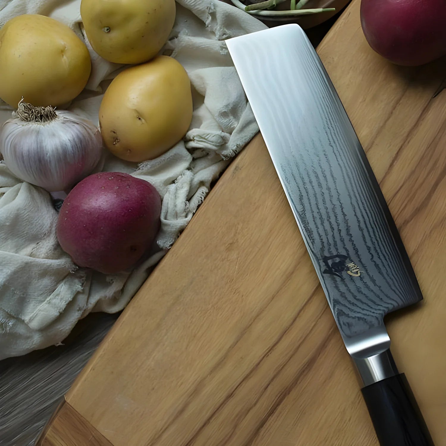 Kai Shun coltello Nakiri damascato 32 strati 16,5 cm. DM-0728