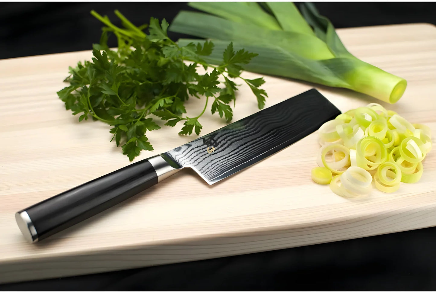 Kai Shun coltello Nakiri damascato 32 strati 16,5 cm. DM-0728