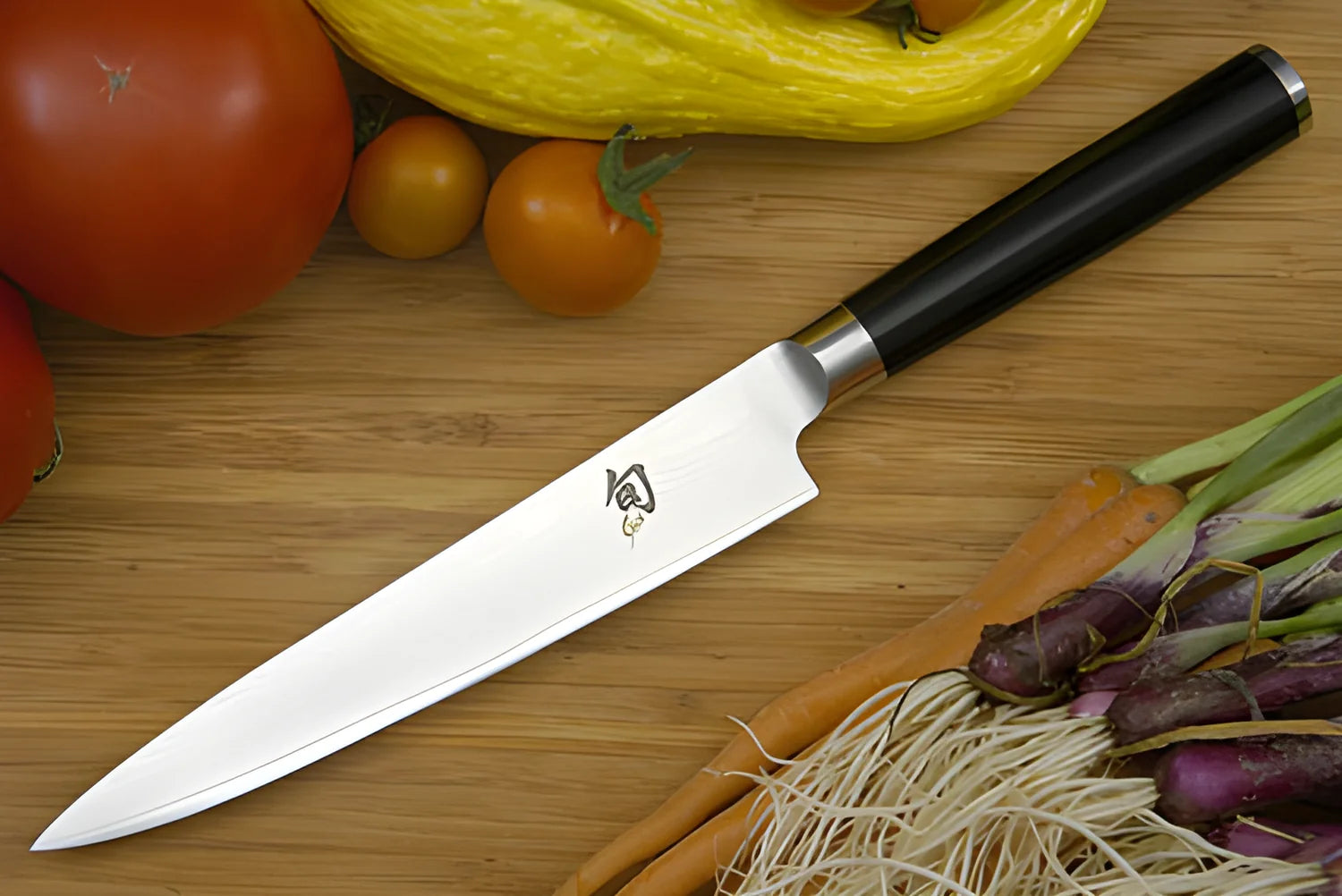 KAI Shun Classic Coltello da Cucina 15 cm – Damascato 32 Strati DM-0701
