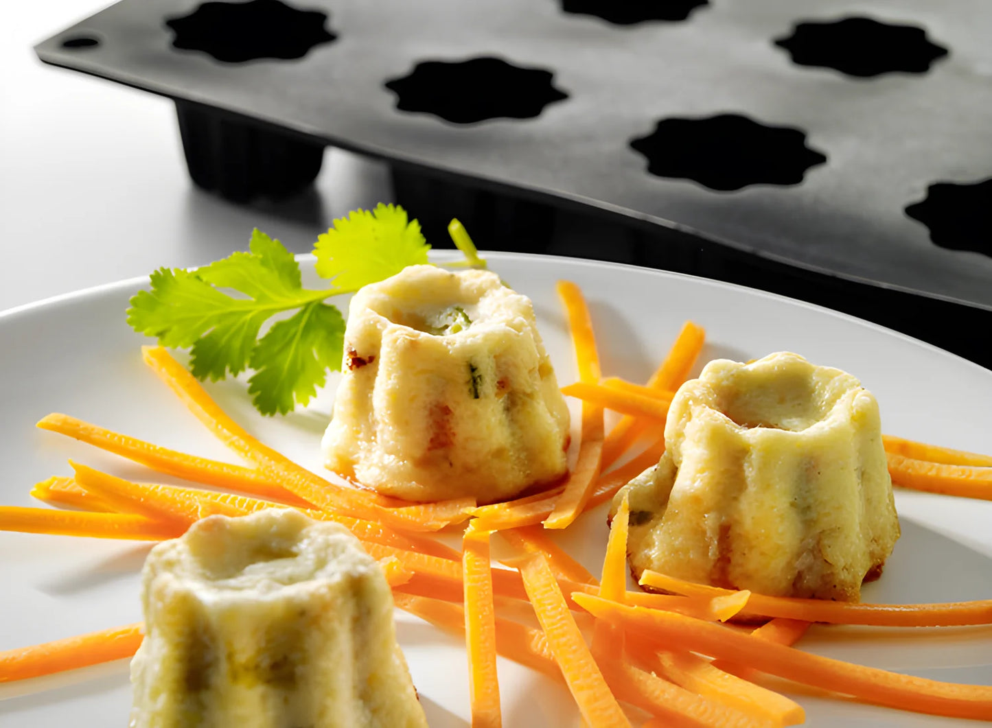 Lekue stampo in silicone per 18 Mini Cannelé Bordelais 1841798