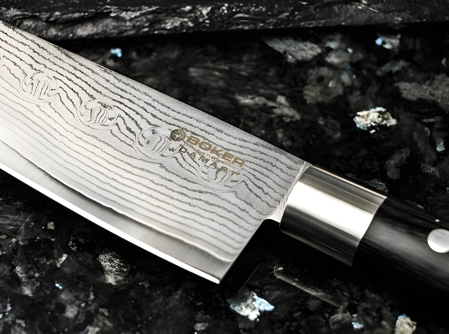 Böker Coltello Tranciante Damascato 37 strati 130421DAM
