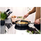 Zwilling Joy Plus Padella Antiaderente 24 cm – Acciaio Inox 18/10, Adatta a Induzione