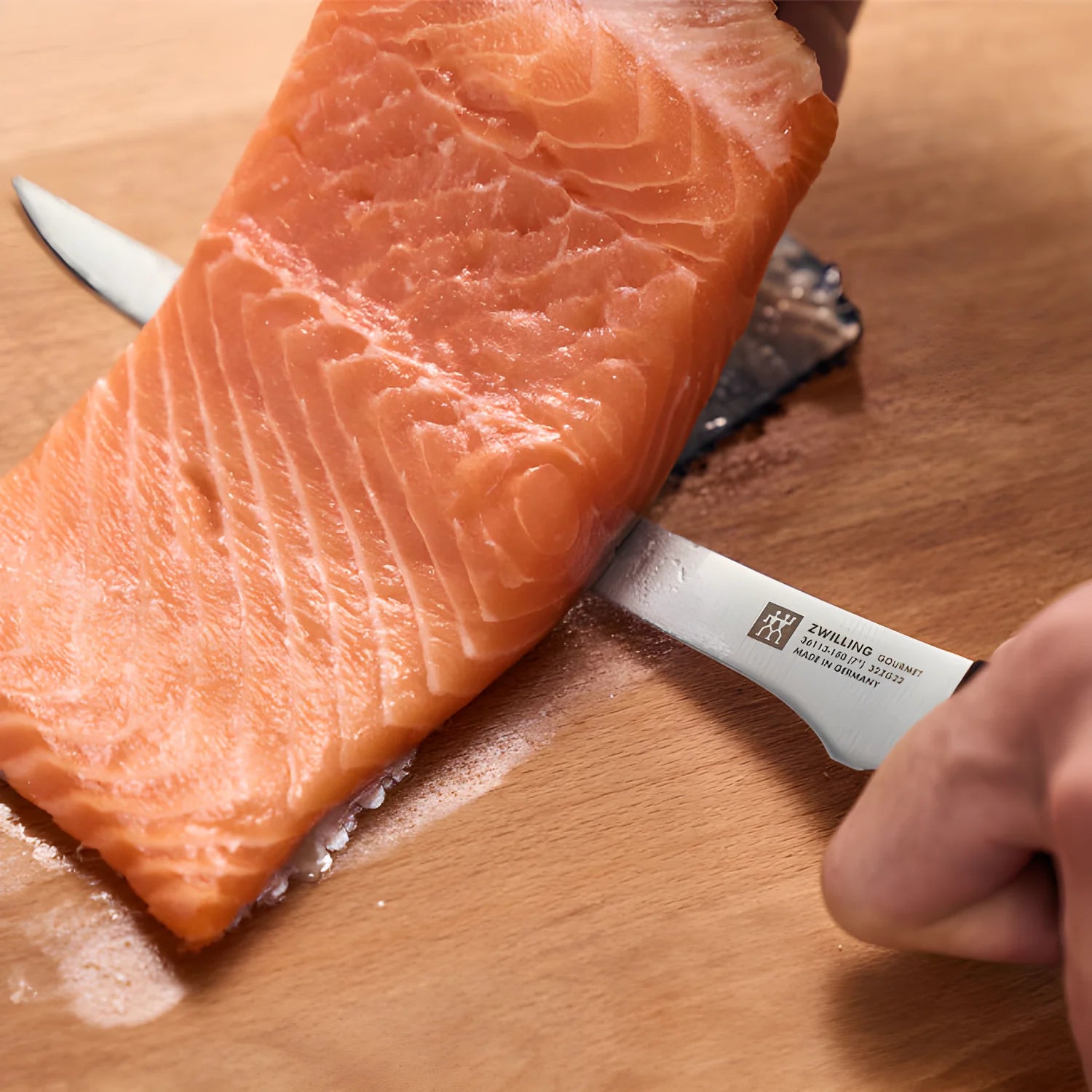 Zwilling Gourmet Coltello per Filettare Liscio 18 cm – Acciaio Inox, Manico Ergonomico
