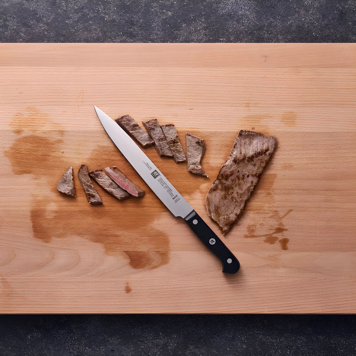 Zwilling Gourmet Coltello da Carne Liscio 20 cm – Acciaio Inox, Manico Ergonomico