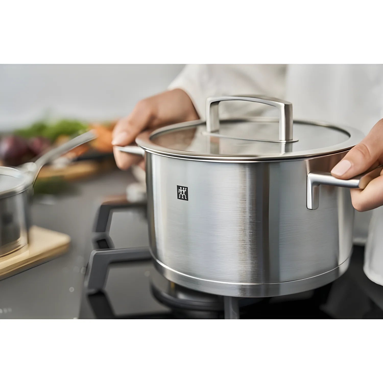 Zwilling Vitality Set 2 Casseruole, 3 Pentole e 4 Coperchi – Acciaio Inox, Induzione, Interno Graduato
