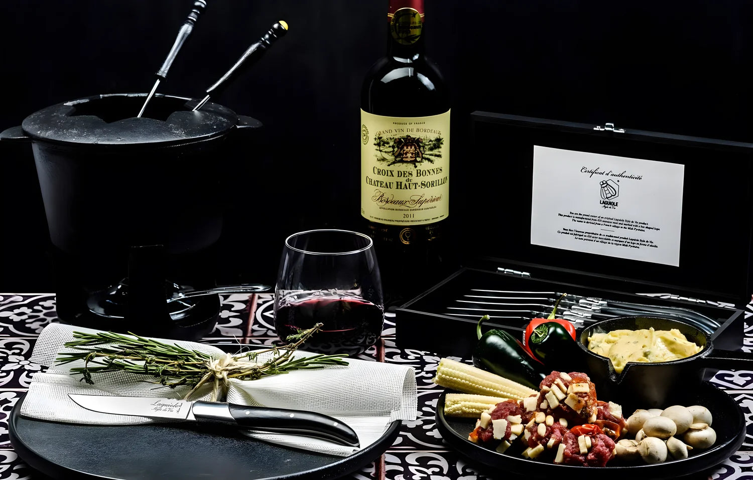 Laguiole Style Set 6 coltelli da bistecca "Luxury Line" i impugnatura in pakkawood nero lama cm 10,5
