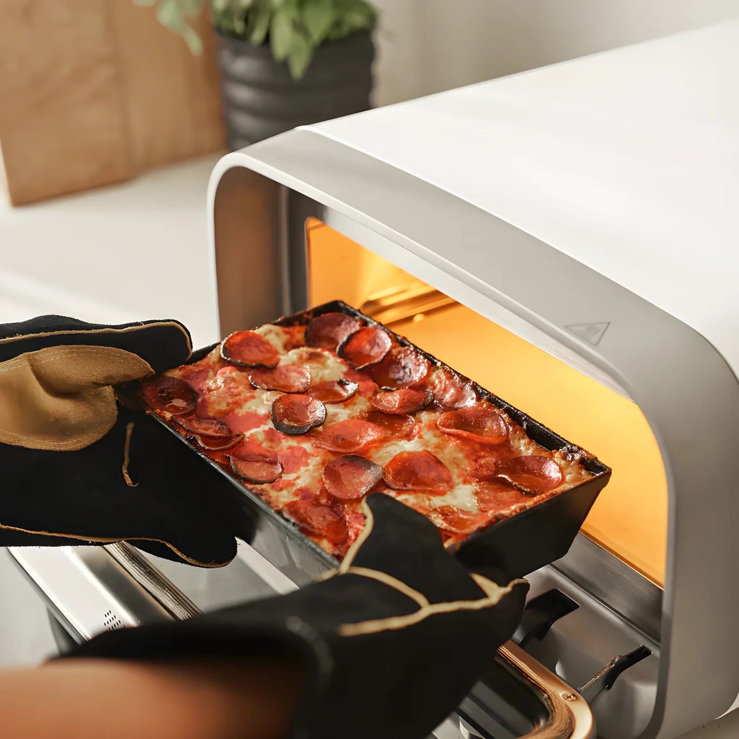Ooni Volt 2 bianco forno elettrico digitale intelligente per pizza napoletana di 30 cm cottura 90 secondi