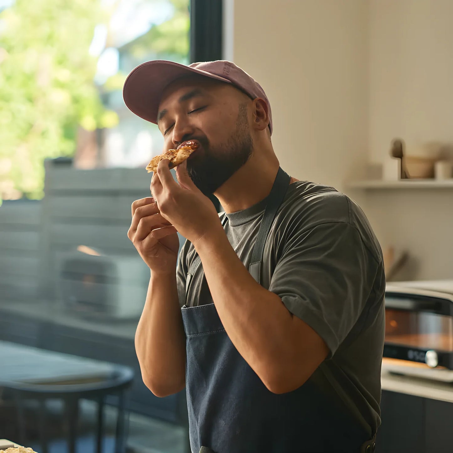 Ooni Volt 2 forno elettrico digitale intelligente per pizza napoletana di 30 cm cottura 90 secondi