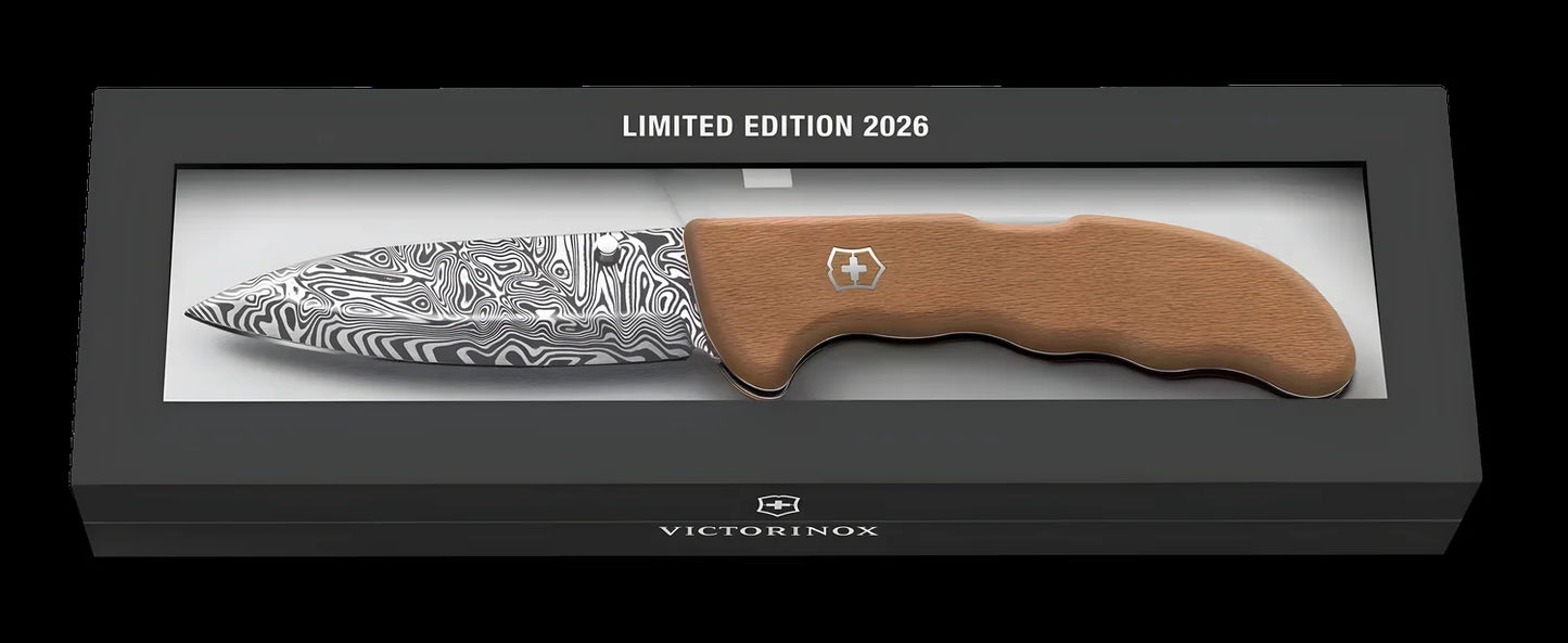 Victorinox coltello Evoke Wood Damast Limited Edition 2026 0.9410.J26