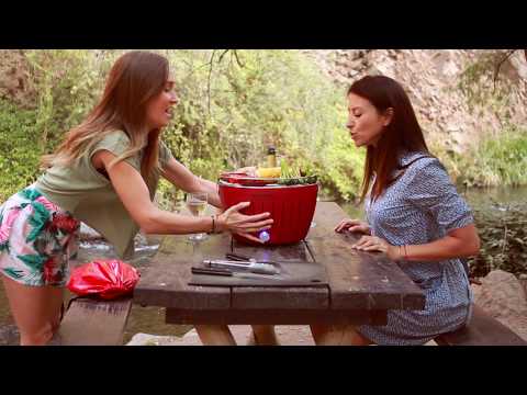LotusGrill LG G34 U PU Barbecue a Carbone USB Ø32 cm con Kit per partire (Carbonella, Gel accensione e Pinza) Portatile Senza Fumo per Balcone e Outdoor viola